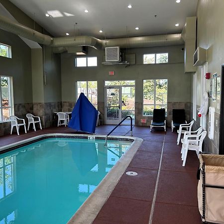 Comfort Inn & Suites Creswell Eksteriør billede