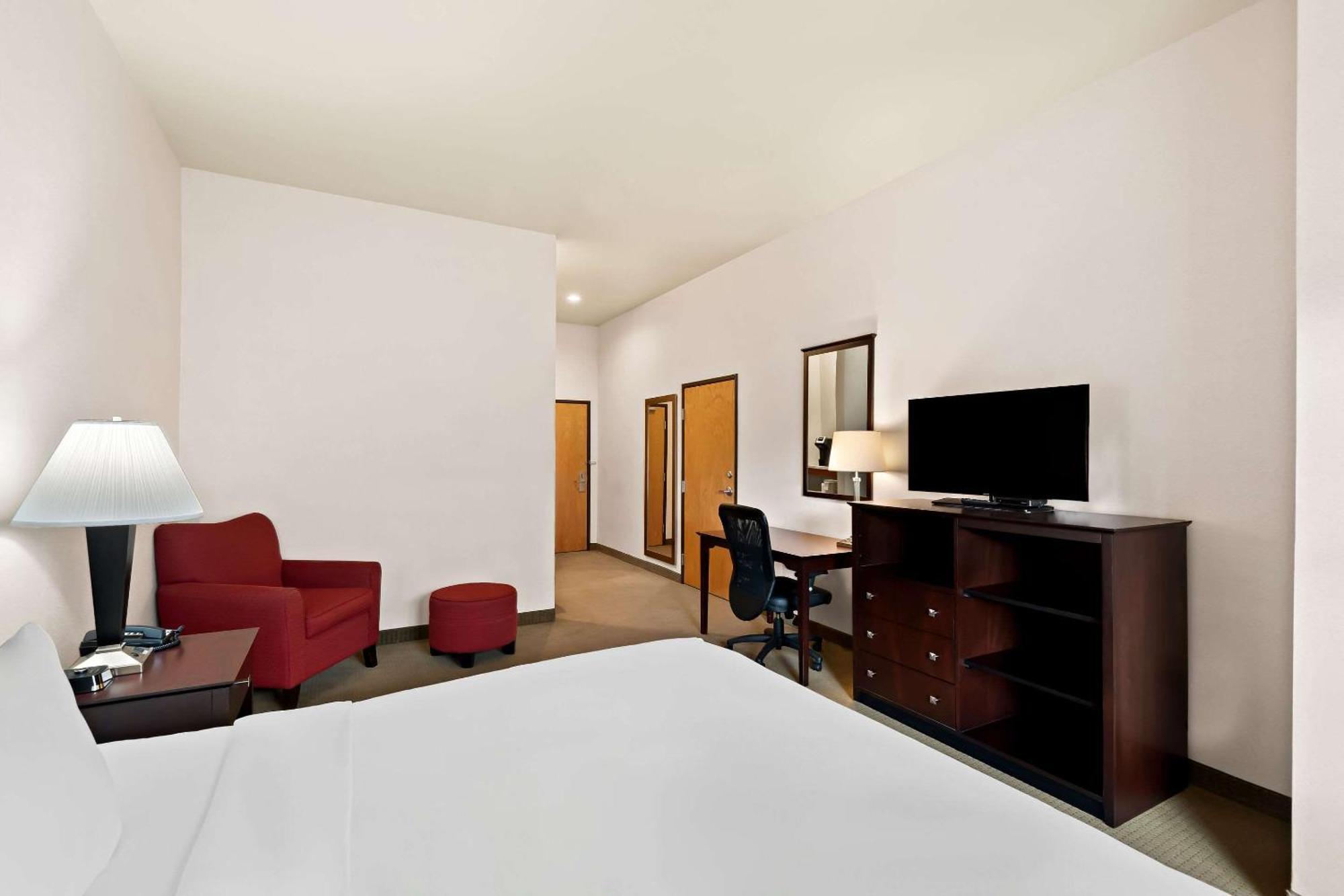 Comfort Inn & Suites Creswell Eksteriør billede